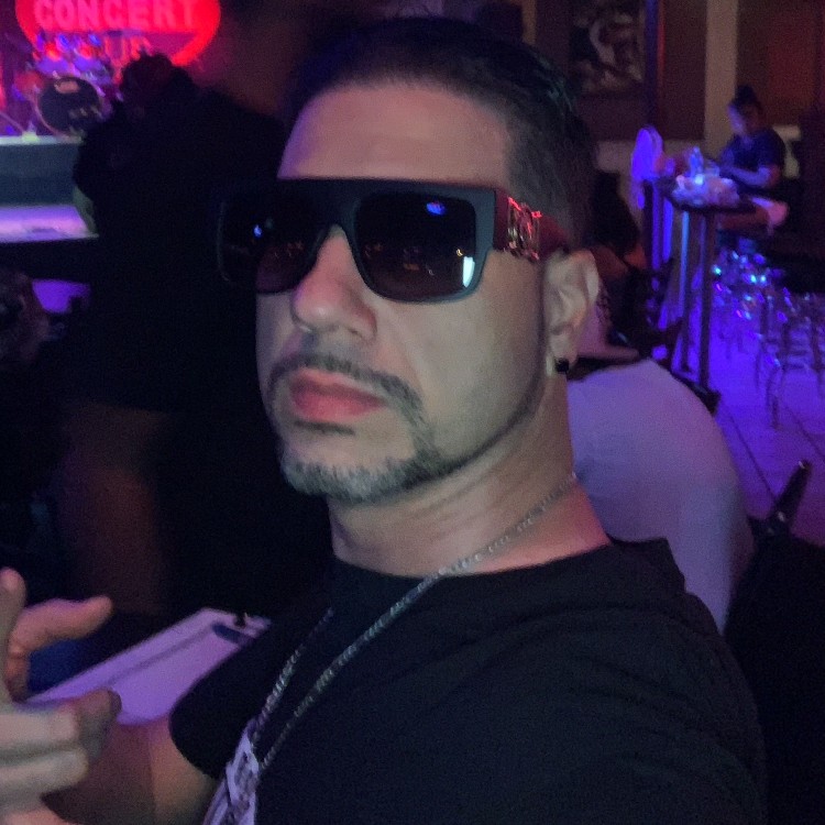 Scooppa On Da Beat